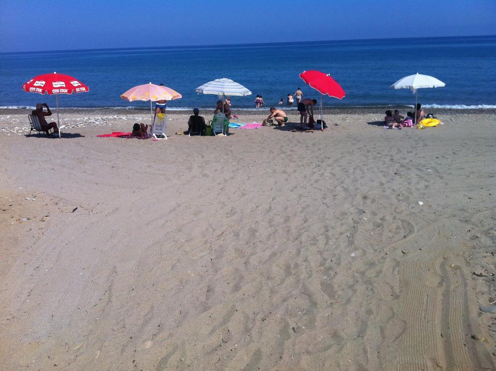 Apartament Casa Vacanza Paradise Vicino Cefalu Con Servizio Di Piscina A 3 Chilometri Campofelice Di Roccella Zewnętrze zdjęcie